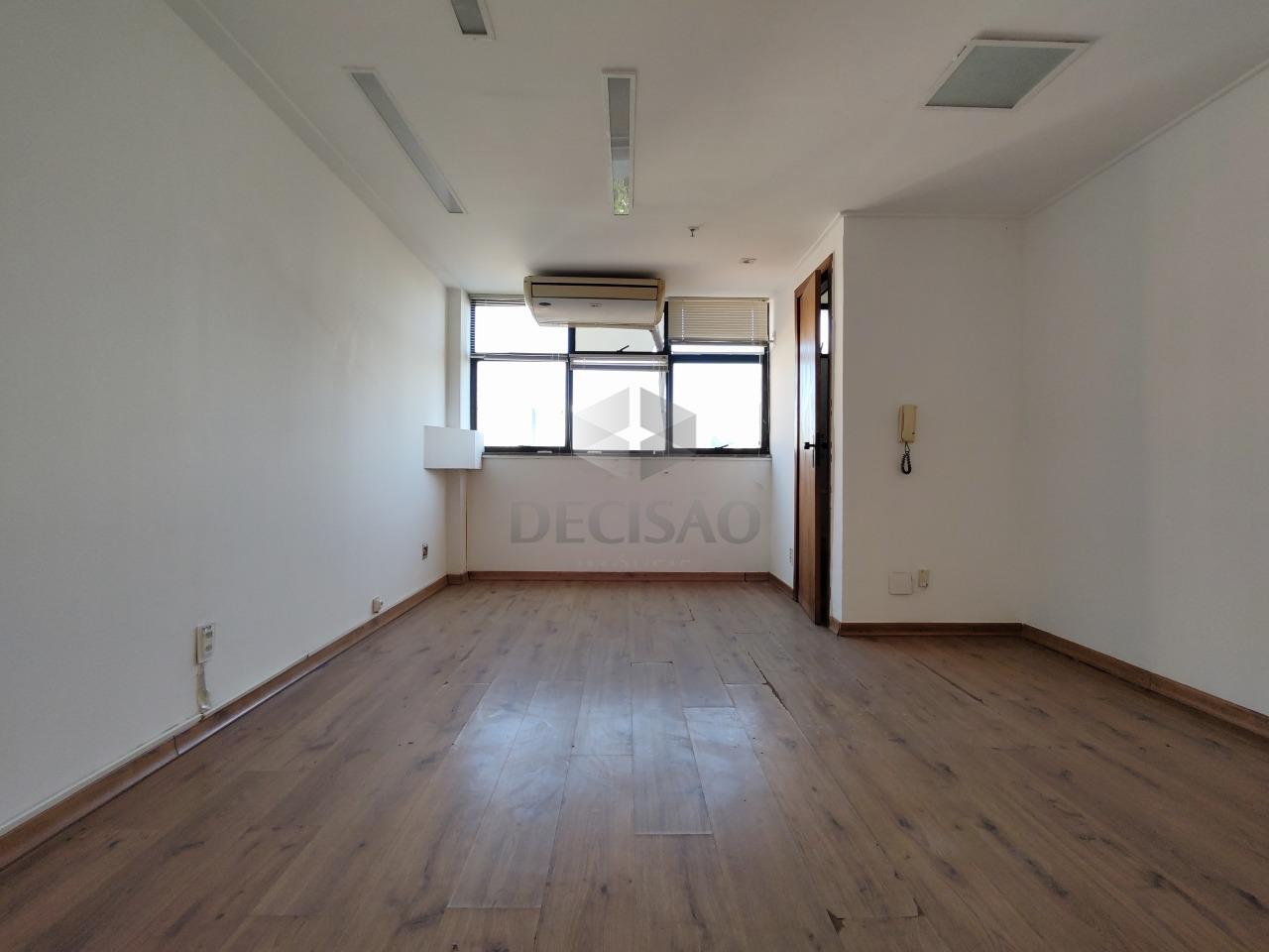 Sala à venda no Barro Preto: 