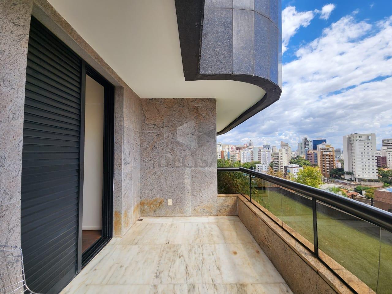 Cobertura à venda no Serra: 