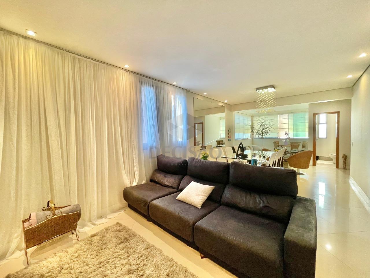 Apartamento 3 Quartos à venda no Carmo: 