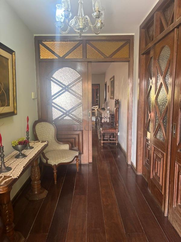 Casa à venda no Cruzeiro: 