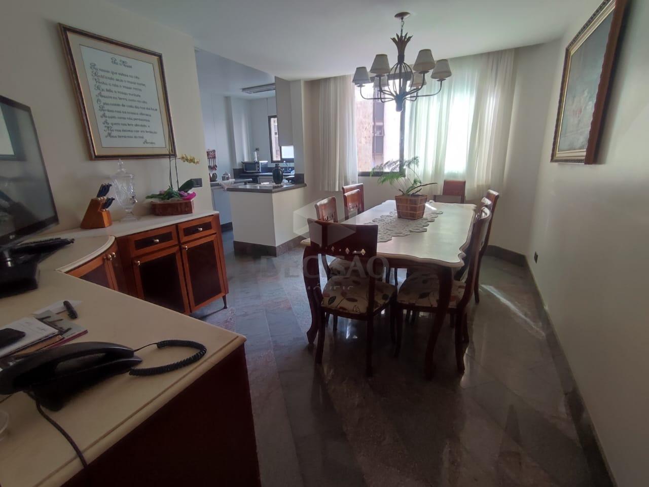 Apartamento 4 Quartos à venda no Lourdes: 