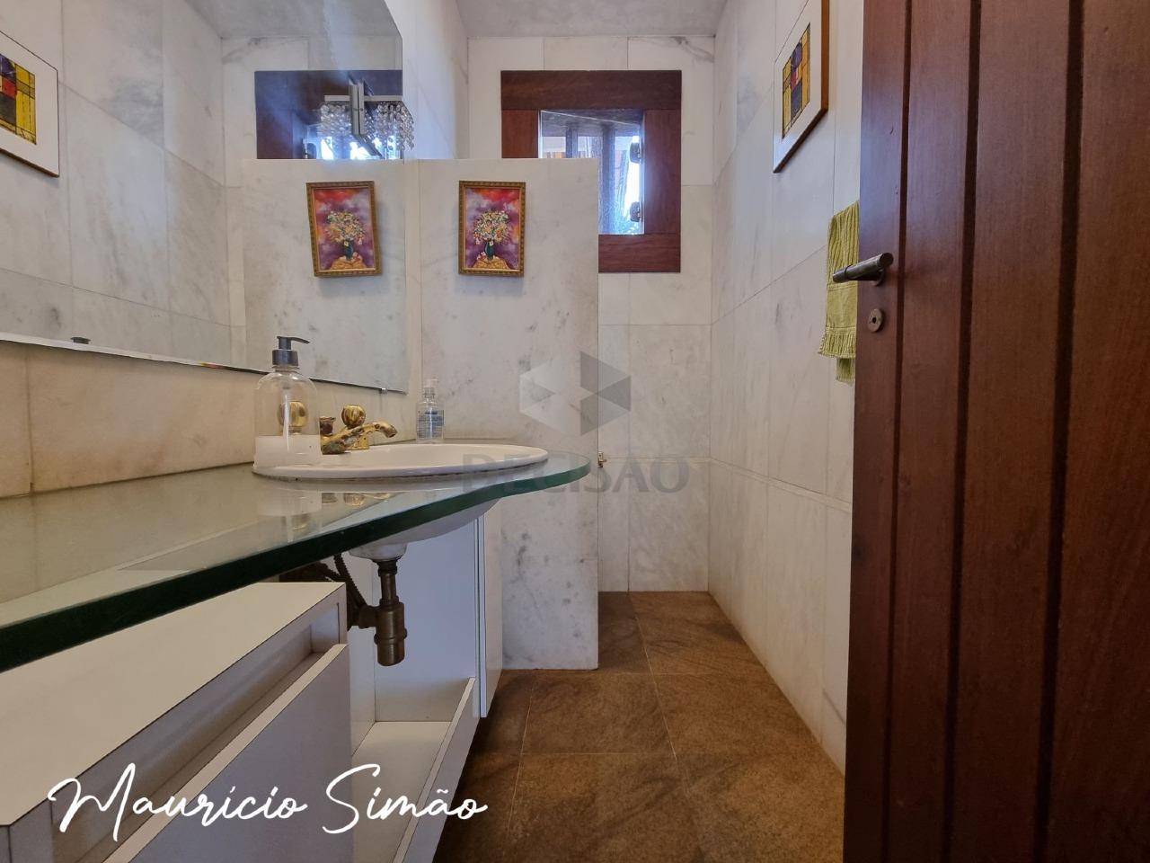 Casa à venda no Mangabeiras: 