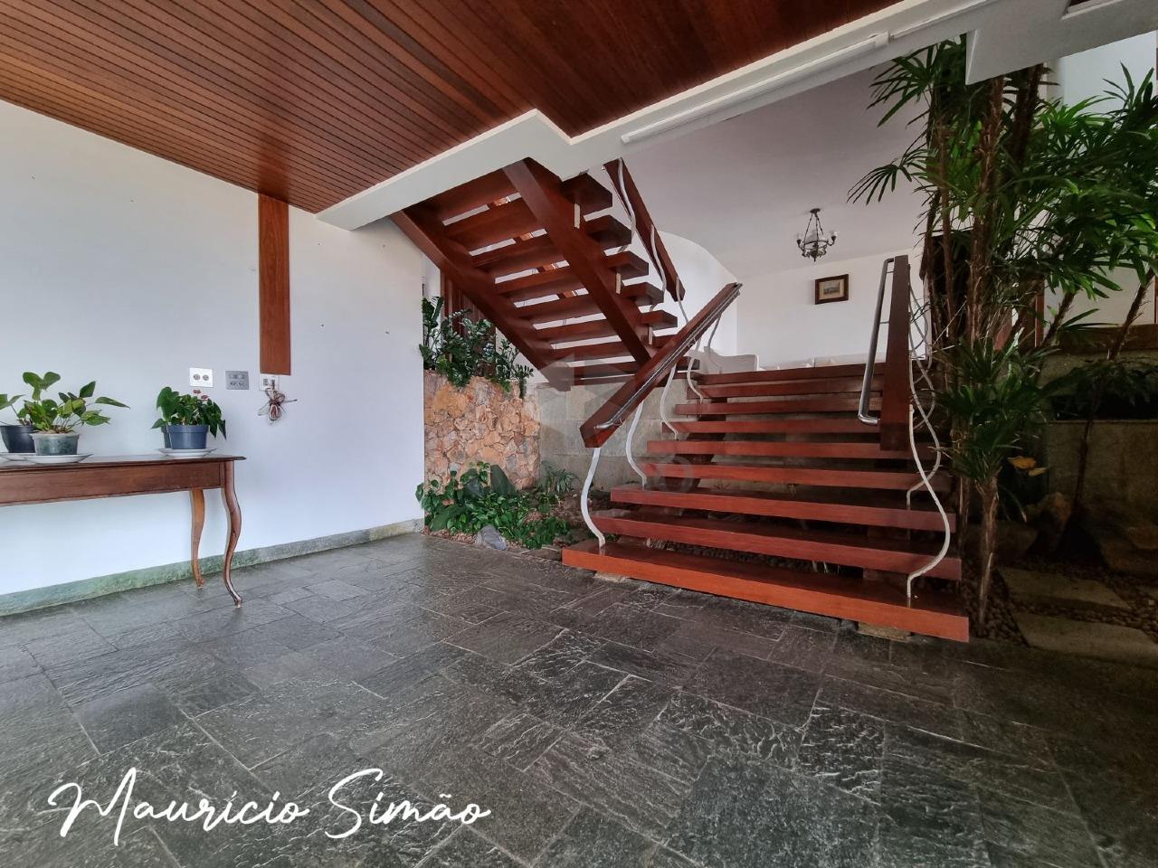 Casa à venda no Mangabeiras: 