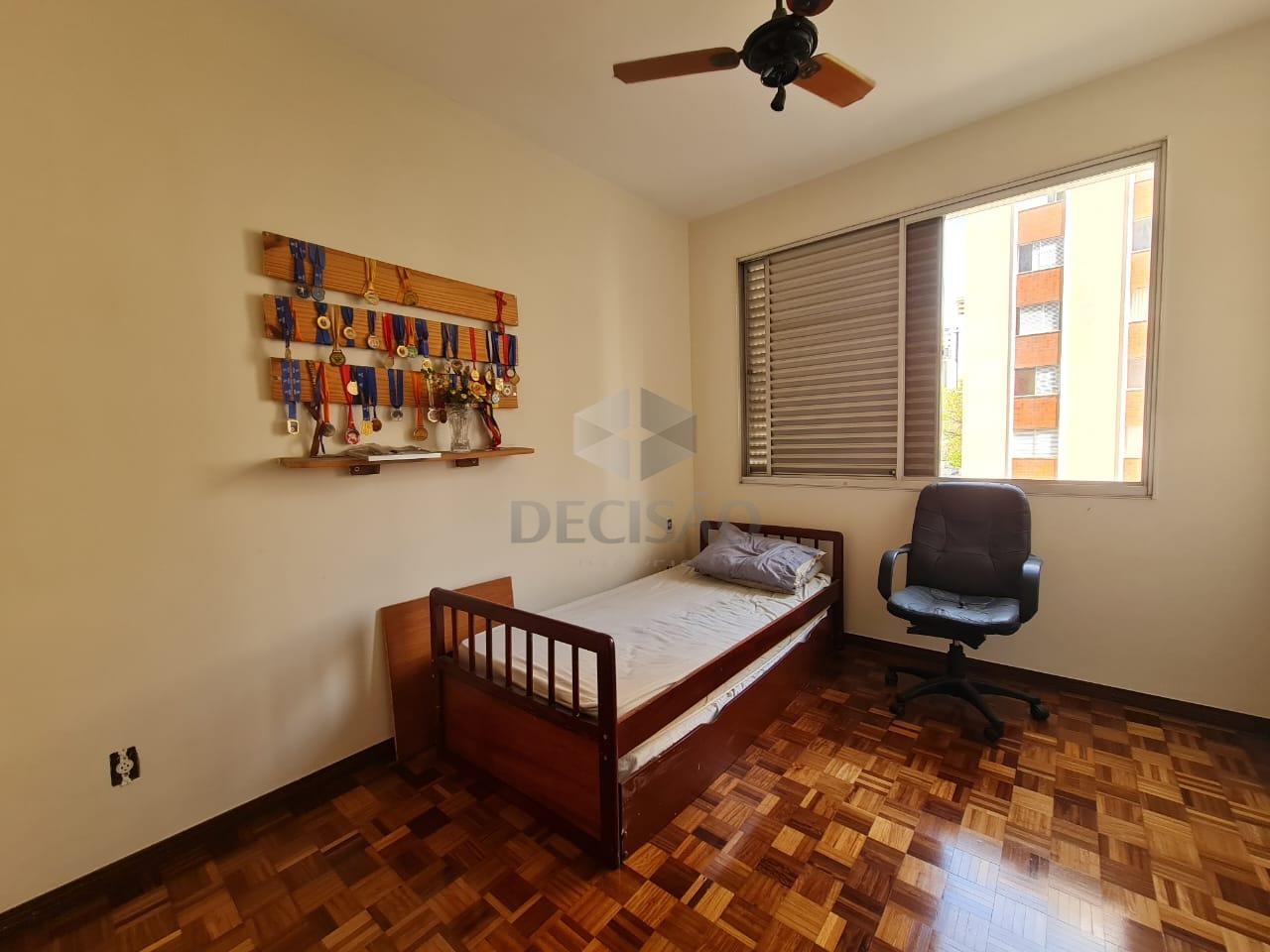 Apartamento 4 Quartos à venda no Funcionarios: 