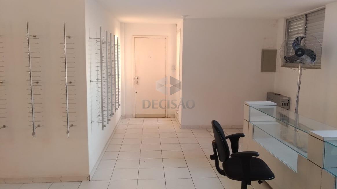 Sala à venda no Centro: 