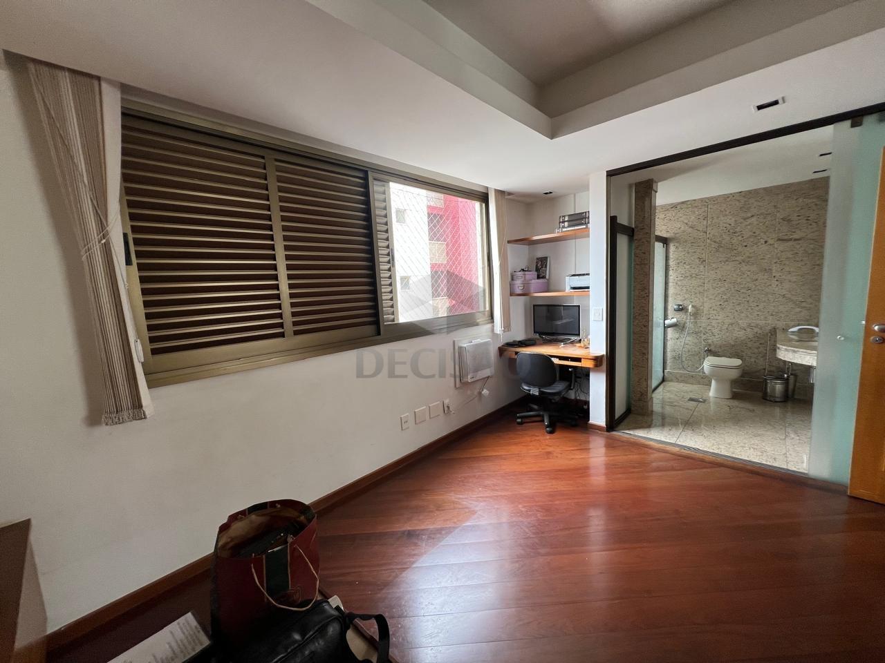 Apartamento 4 Quartos à venda no Savassi: 