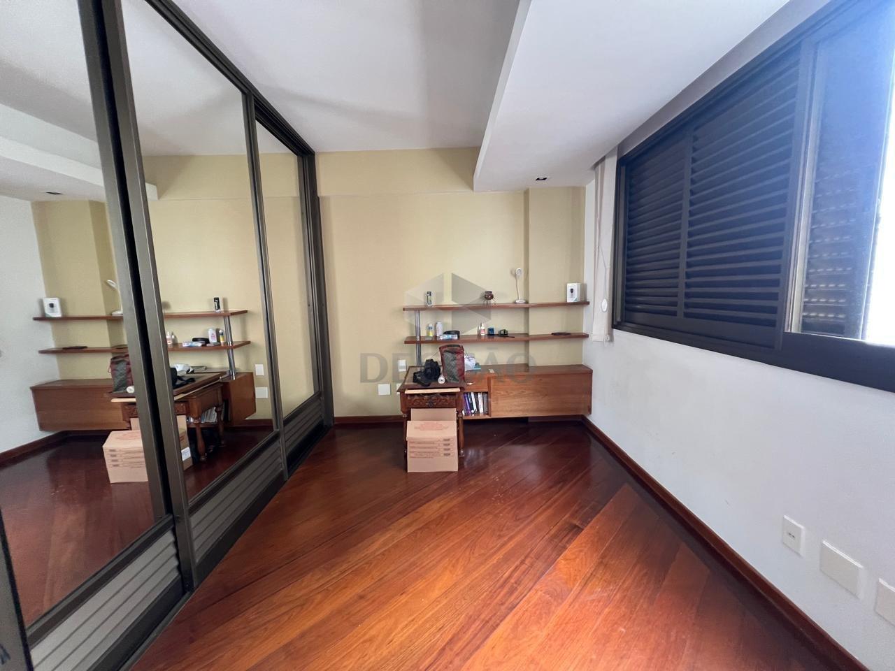 Apartamento 4 Quartos à venda no Savassi: 