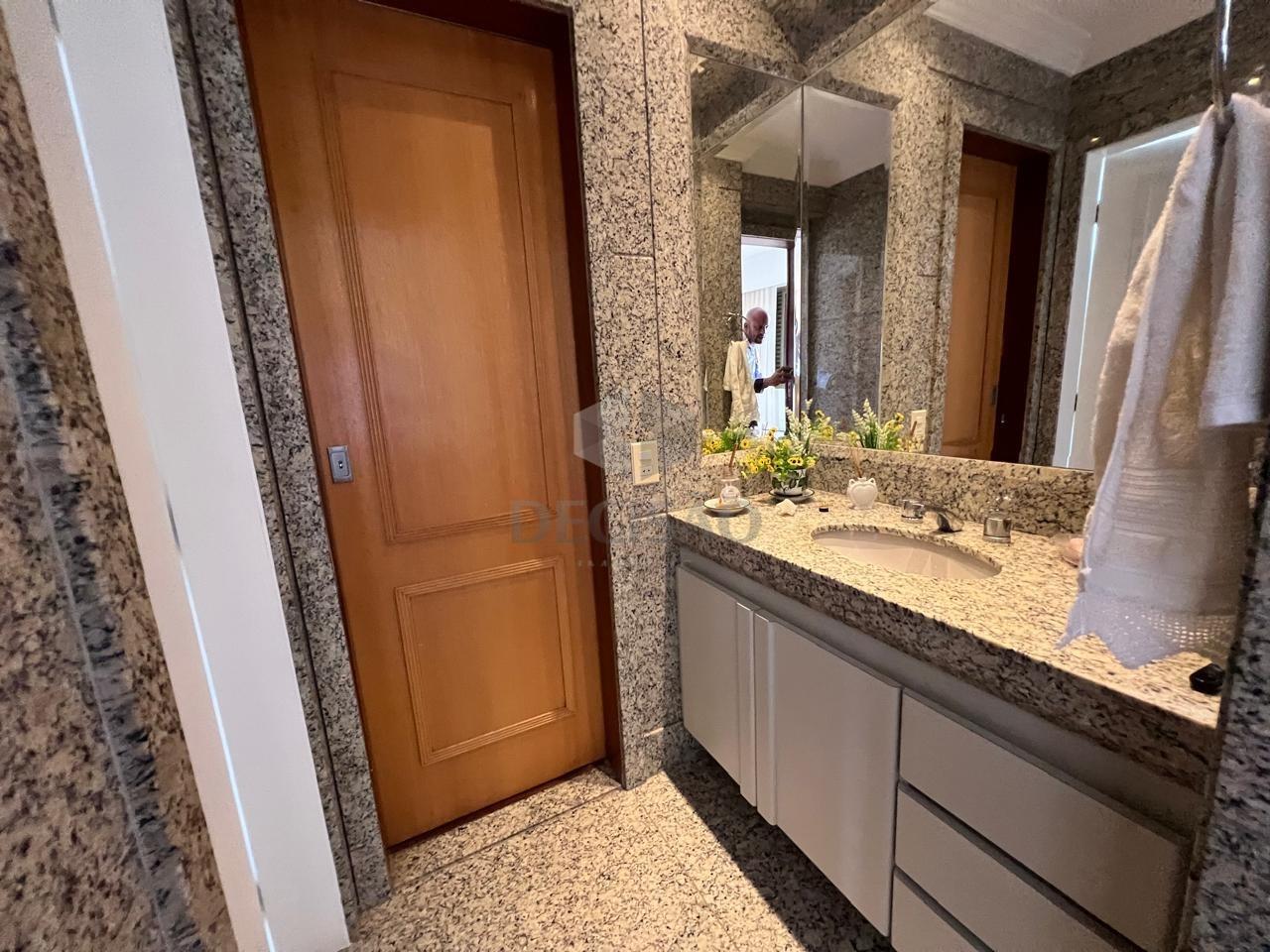 Apartamento 4 Quartos à venda no Savassi: 