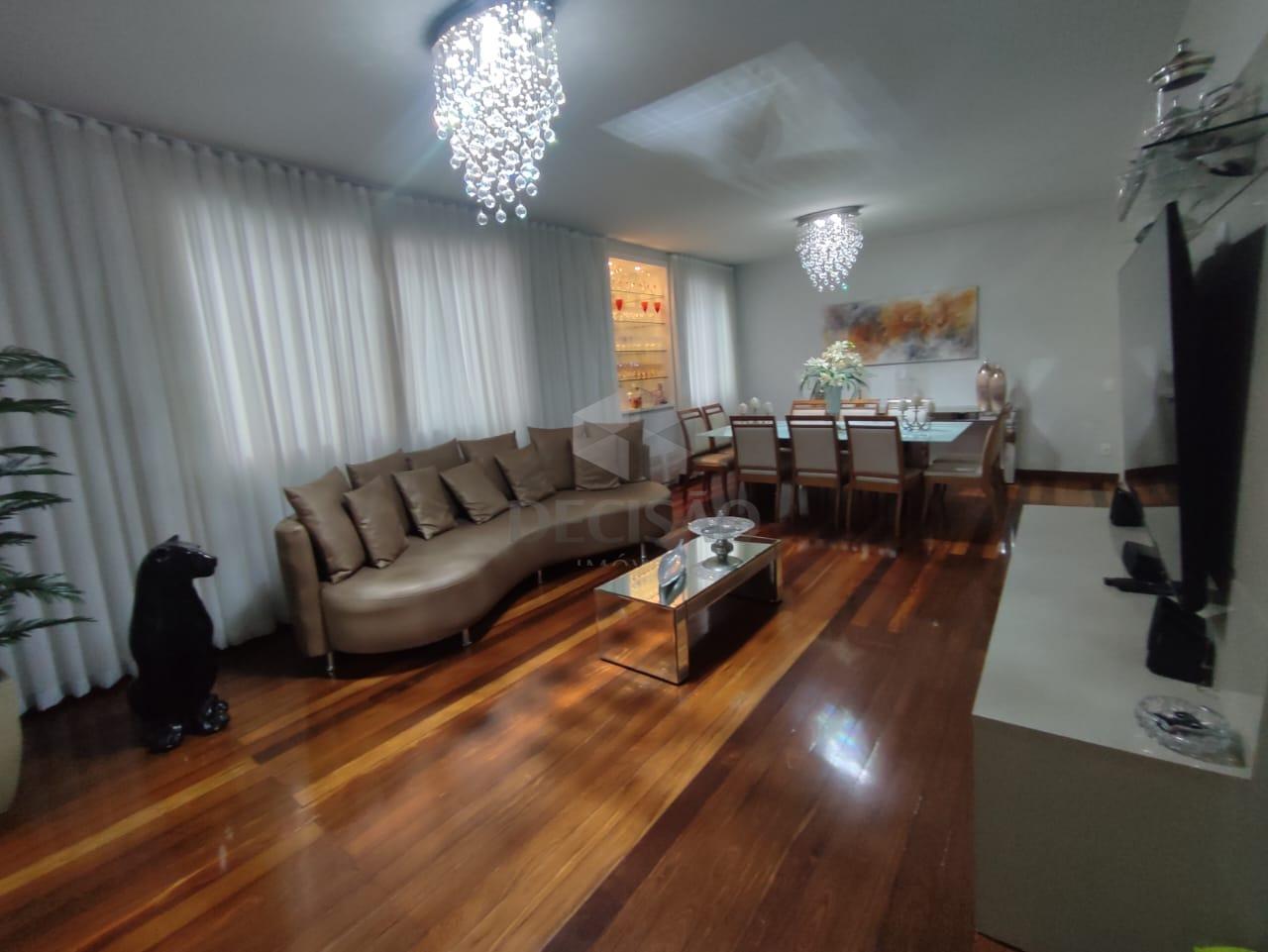 Apartamento 4 Quartos à venda no Savassi: 