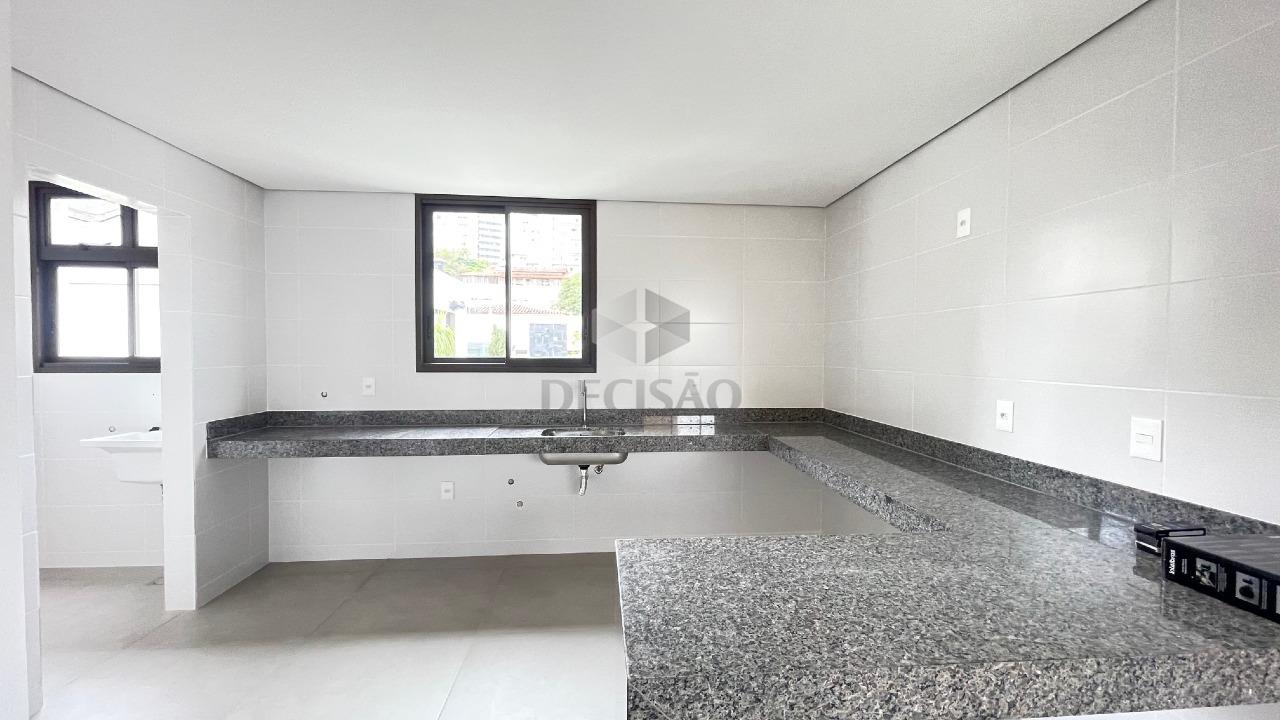 Cobertura à venda no Cruzeiro: 