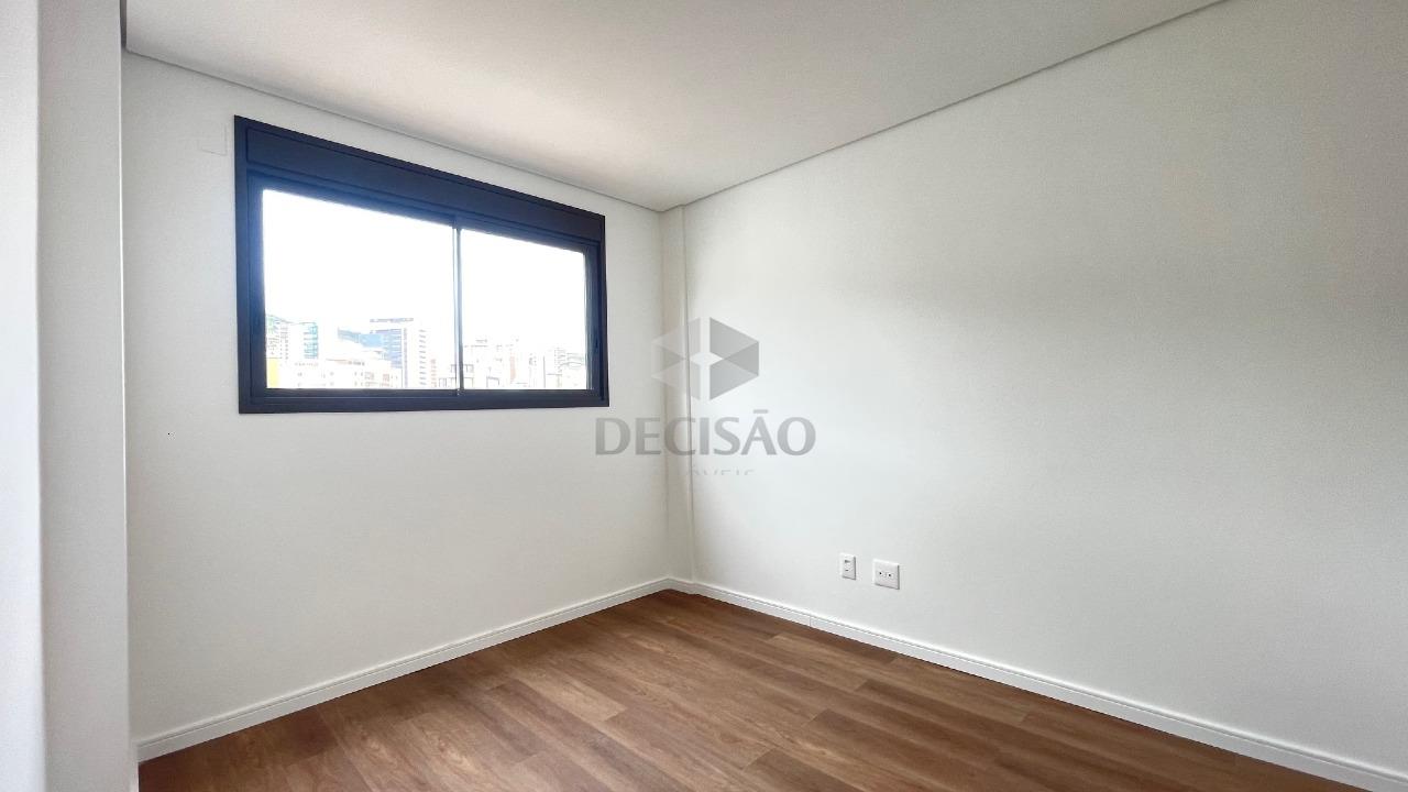 Cobertura à venda no Cruzeiro: 