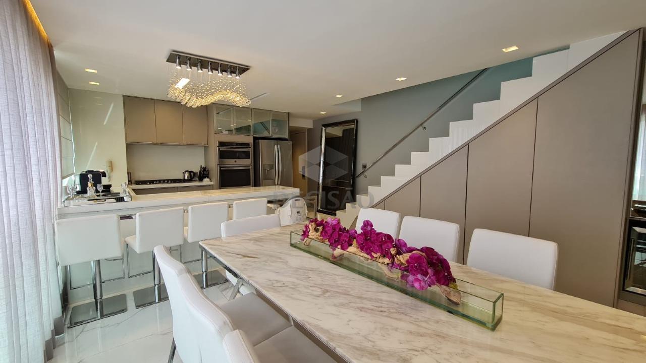 Cobertura à venda no Lourdes: 