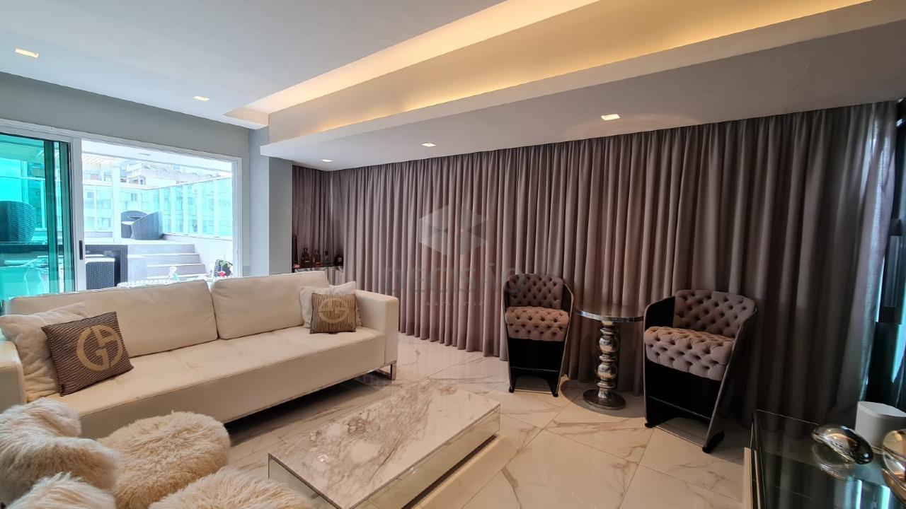 Cobertura à venda no Lourdes: 