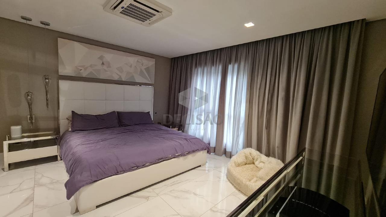 Cobertura à venda no Lourdes: 