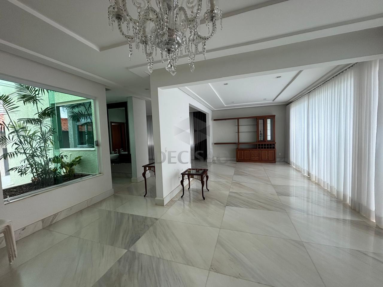 Casa à venda no Belvedere: 