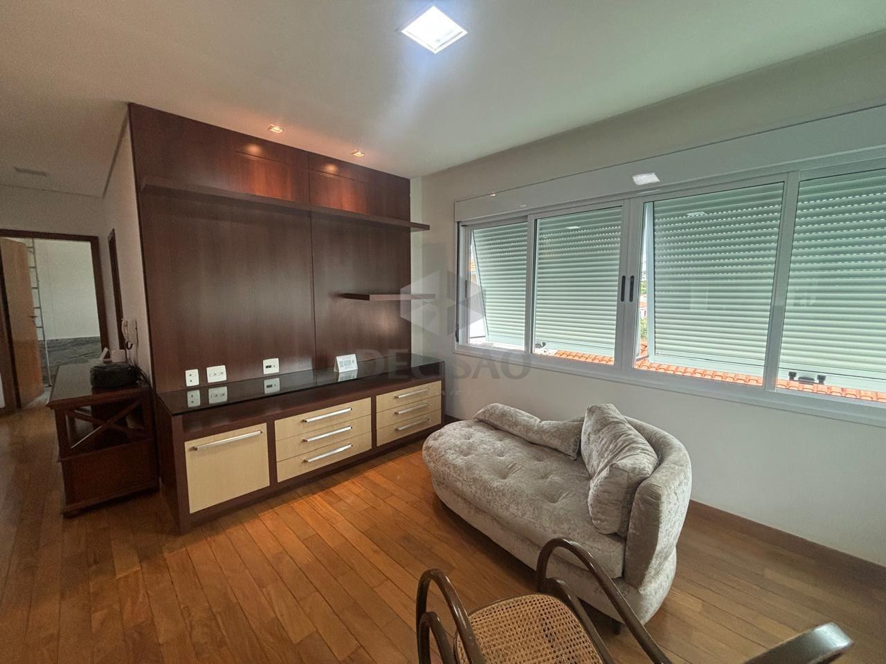 Casa à venda no Belvedere: 