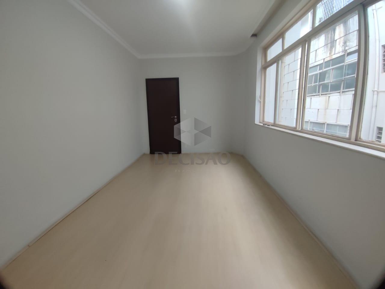 Apartamento 4 Quartos à venda no São Pedro: 