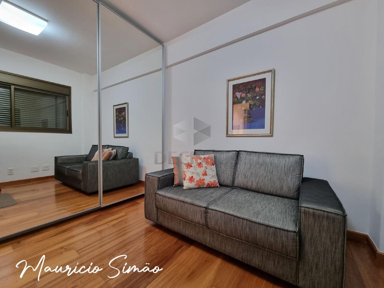 Apartamento 4 Quartos à venda no Carmo: 