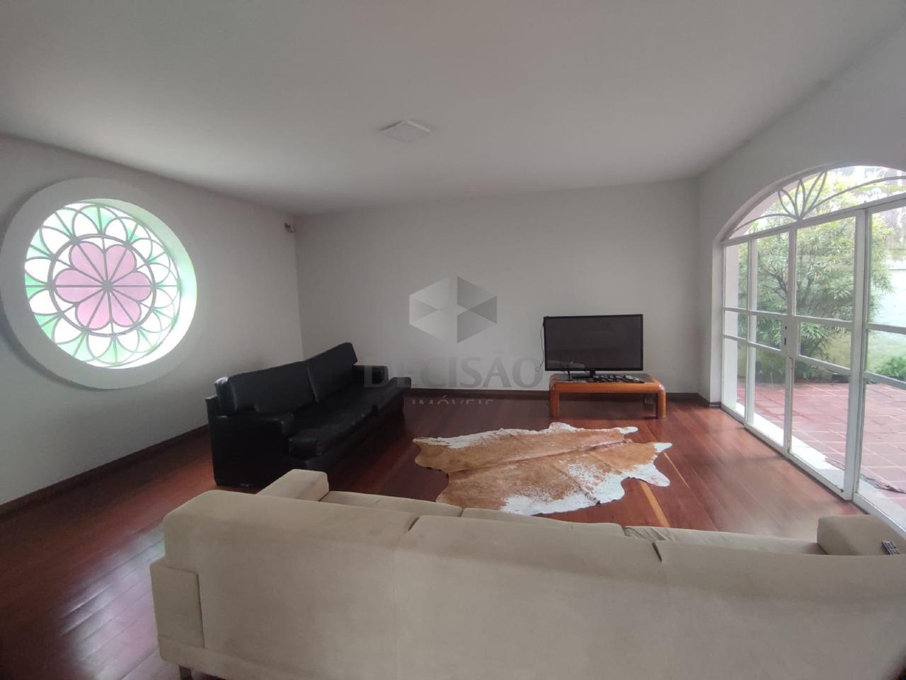 Casa à venda no Sion: 