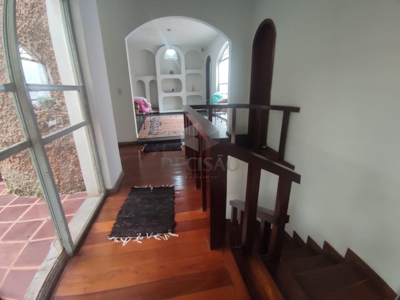 Casa à venda no Sion: 