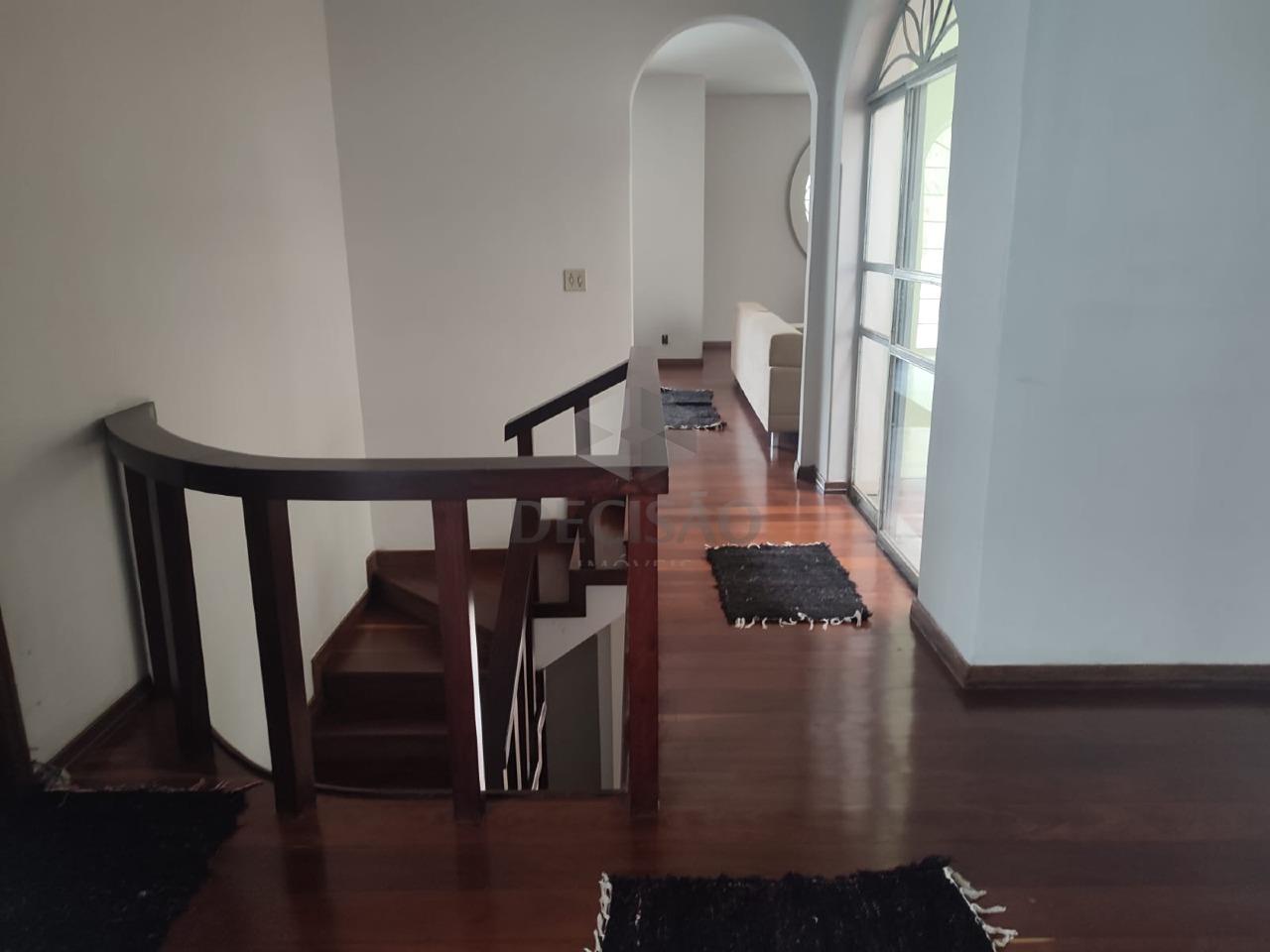 Casa à venda no Sion: 