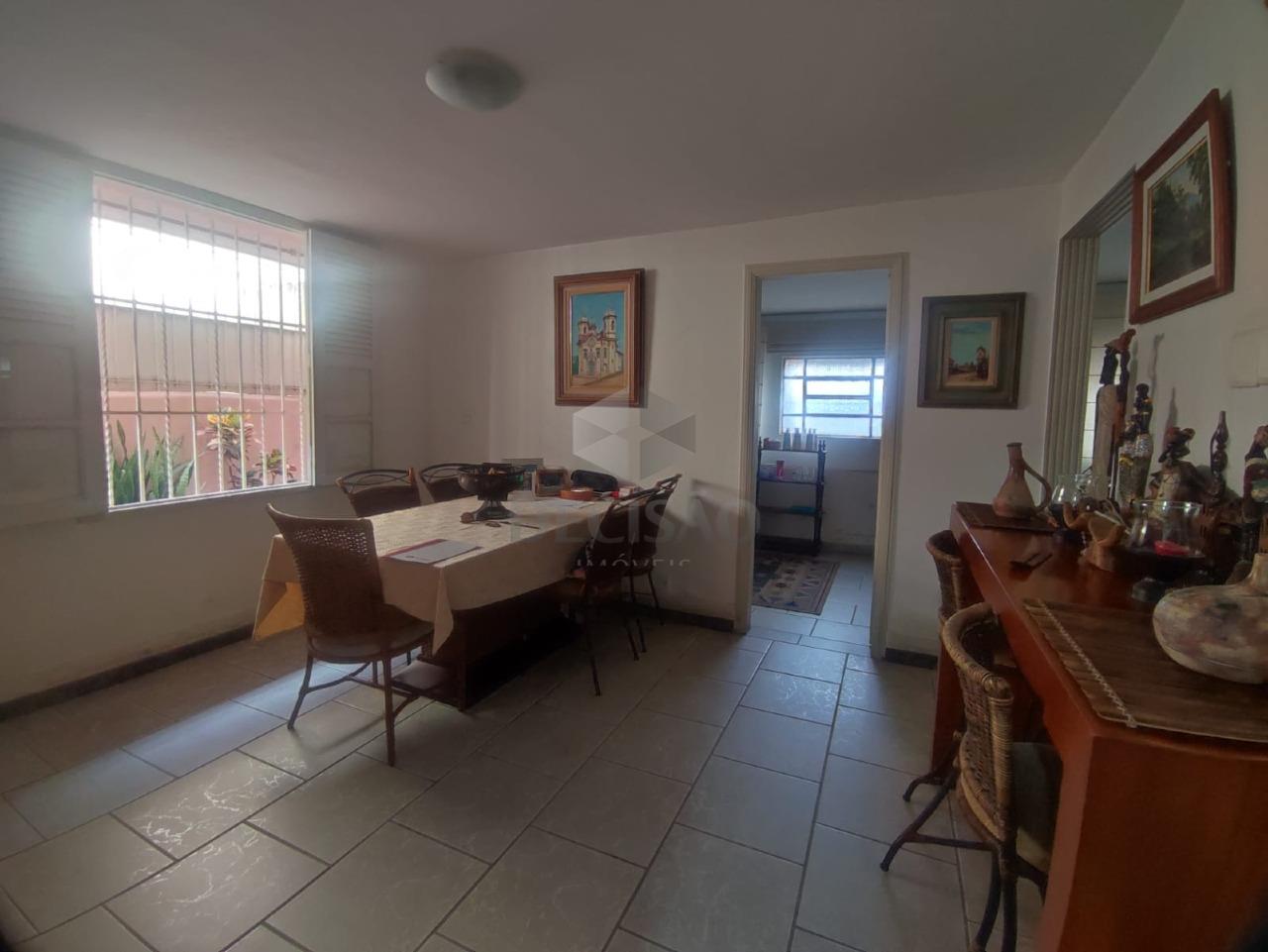 Casa à venda no Floresta: 