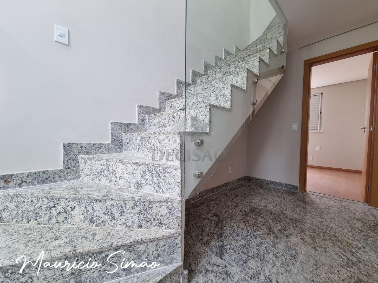 Cobertura à venda no Lourdes: 