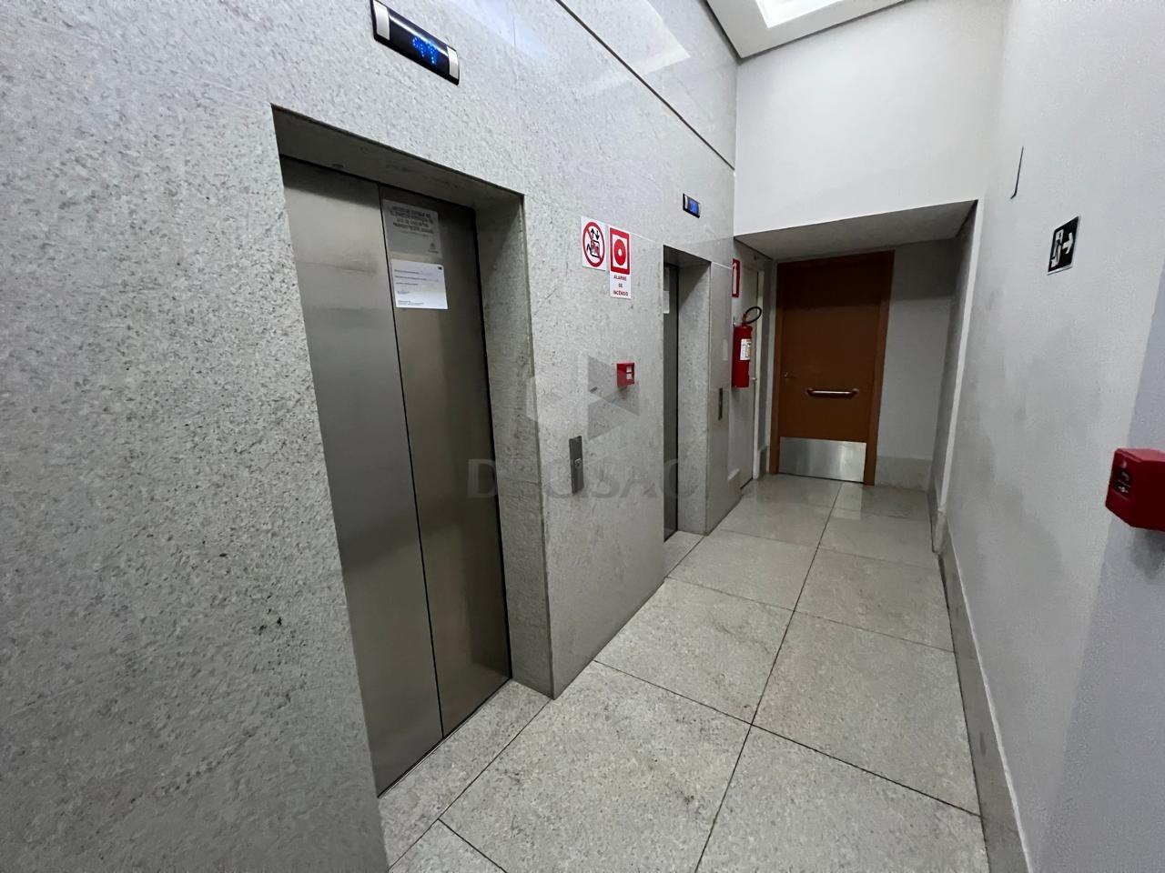 Sala à venda no Savassi: 