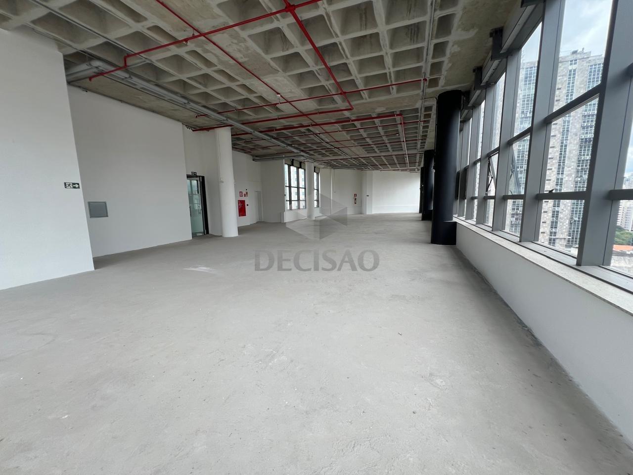 Andar corrido à venda no Lourdes: 