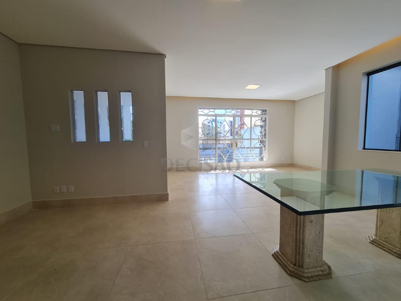 Casa à venda no Santa Efigênia: 