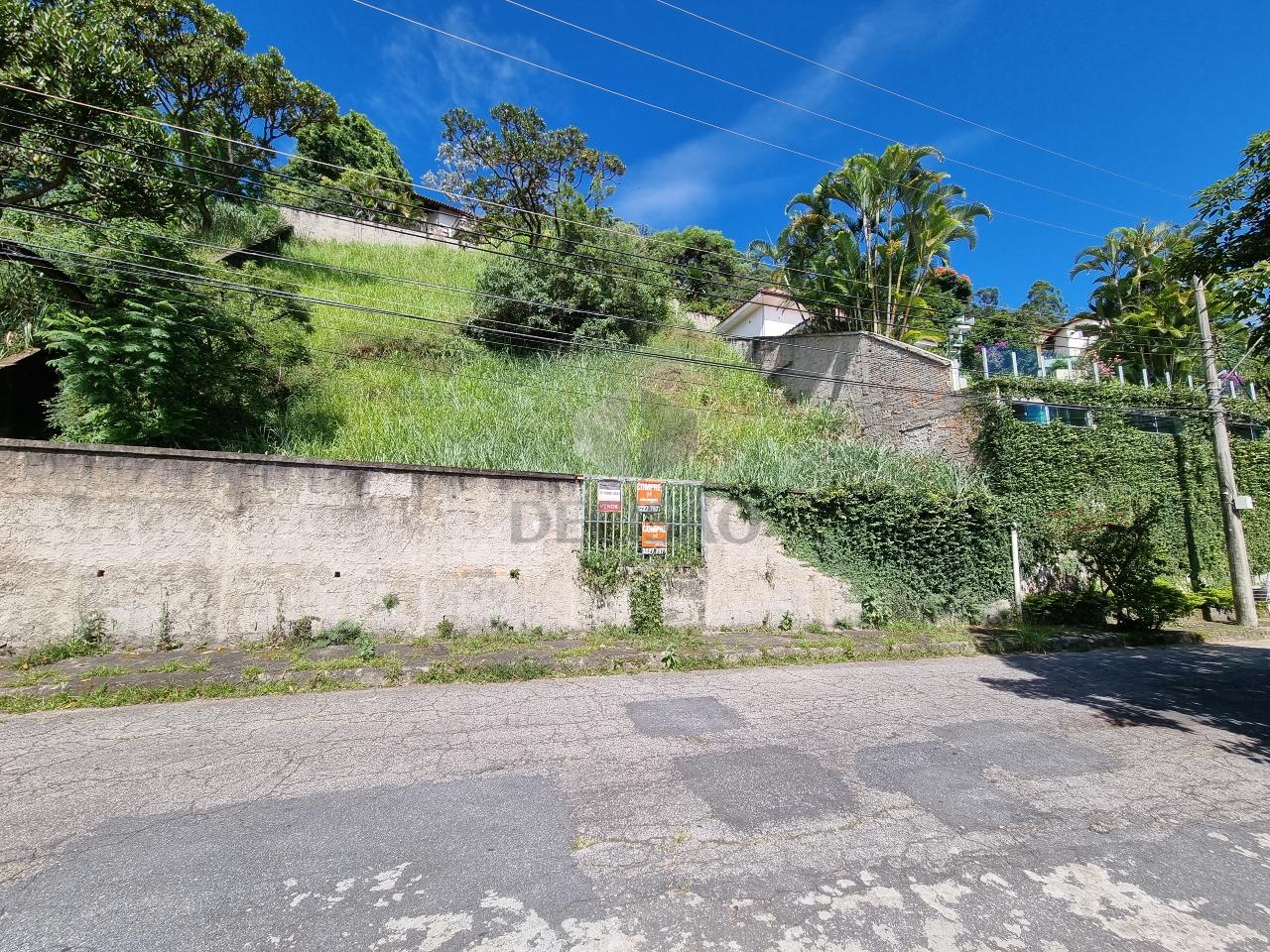 Lote à venda no Mangabeiras: 