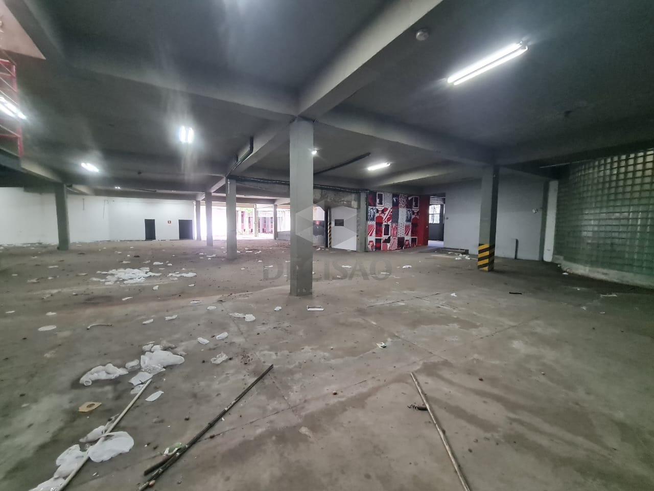 Prédio Comercial à venda no Floresta: 