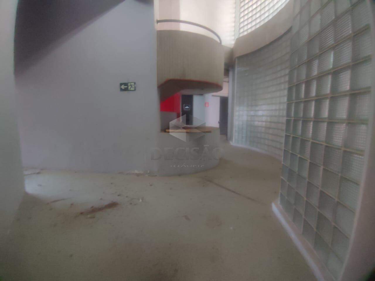 Prédio Comercial à venda no Floresta: 