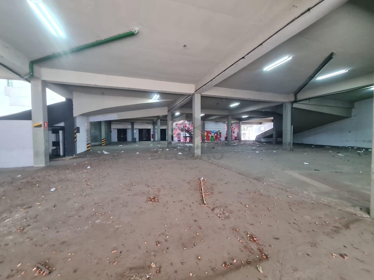 Prédio Comercial à venda no Floresta: 