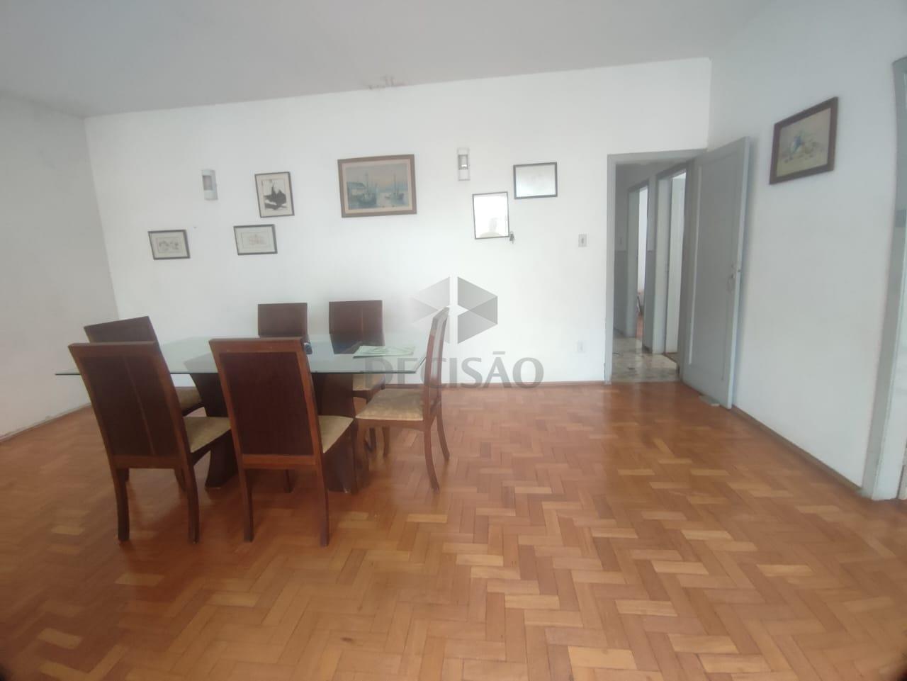 Casa à venda no Sagrada Família: 