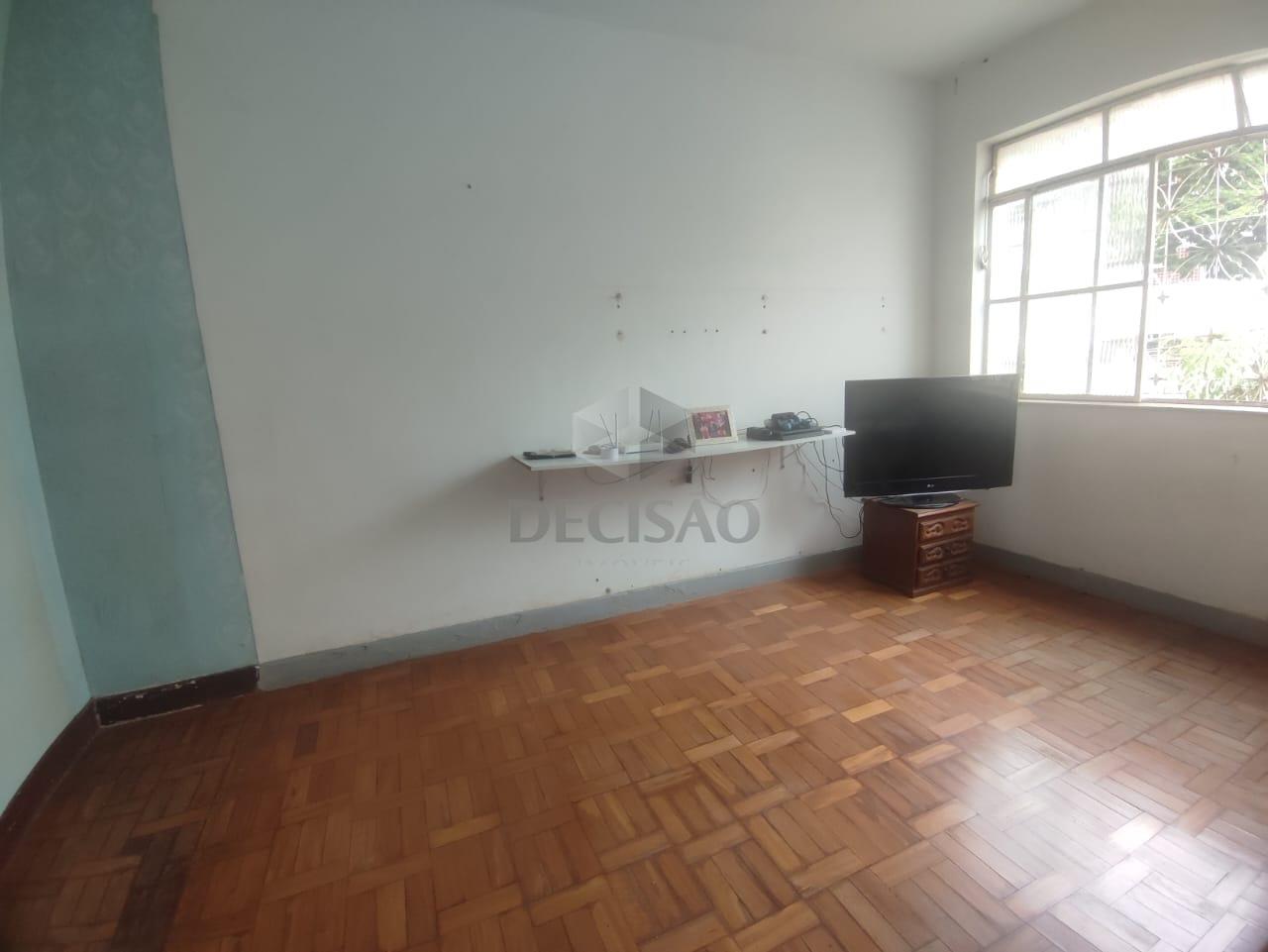 Casa à venda no Sagrada Família: 