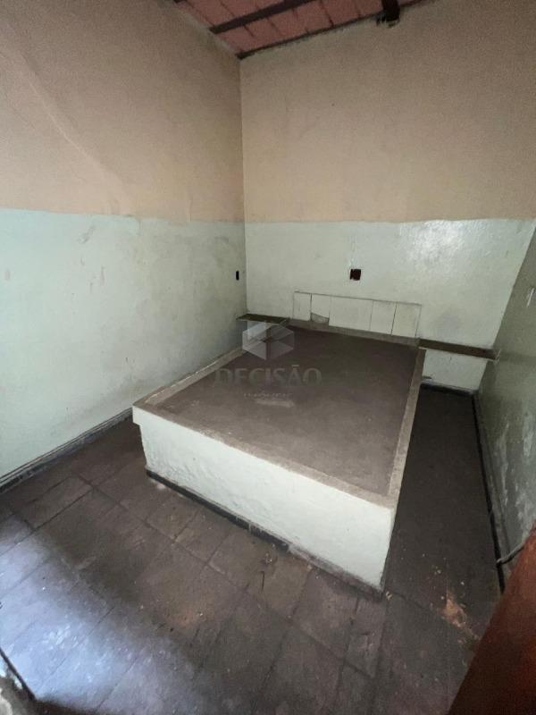 Prédio Comercial à venda no Carlos Prates: 