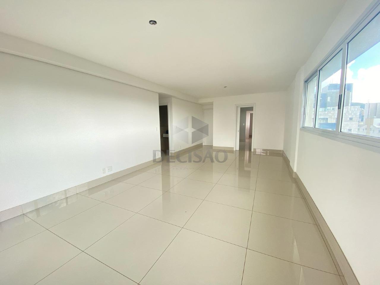 Apartamento 4 Quartos à venda no Cruzeiro: 