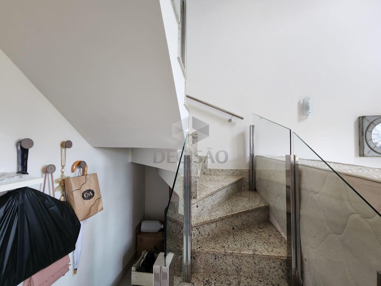 Apto Duplex à venda no Vila da Serra: 