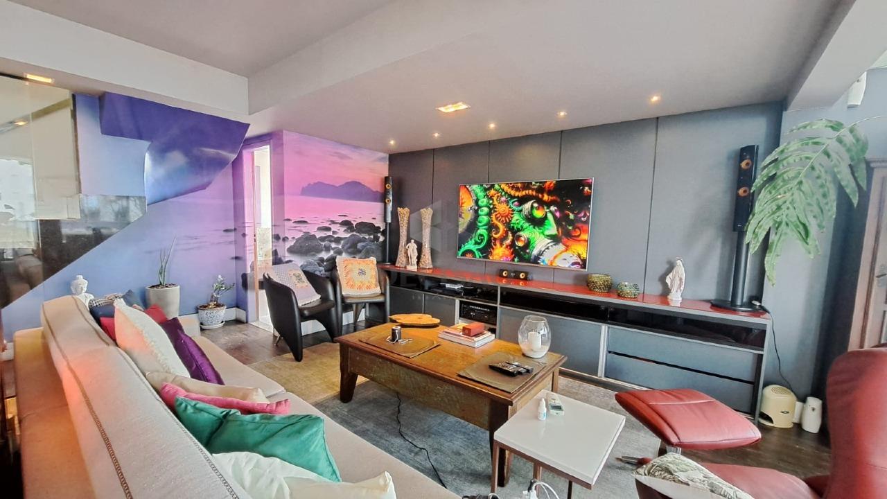 Cobertura à venda no Prado: 