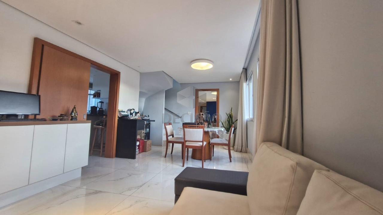 Cobertura à venda no Sagrada Família: 