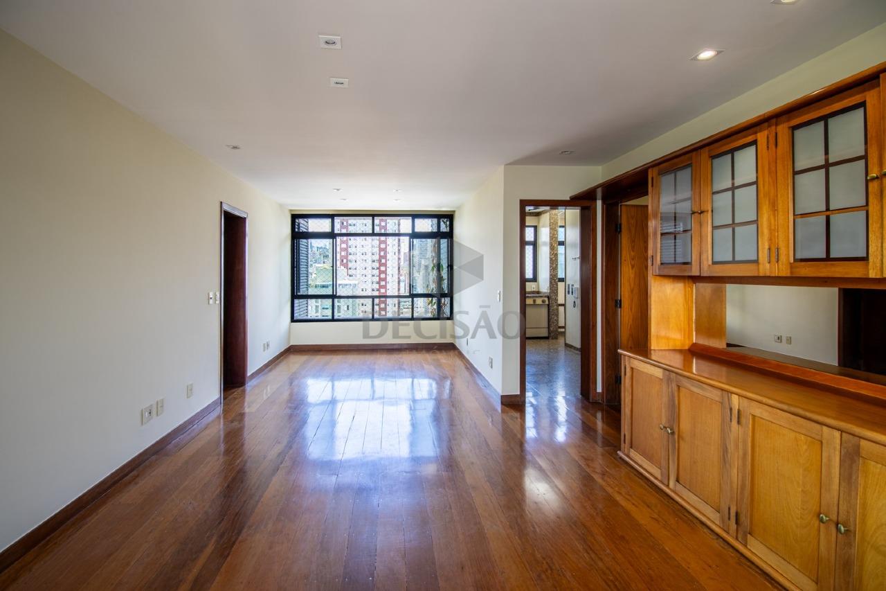 Apartamento 4 Quartos à venda no Funcionarios: 