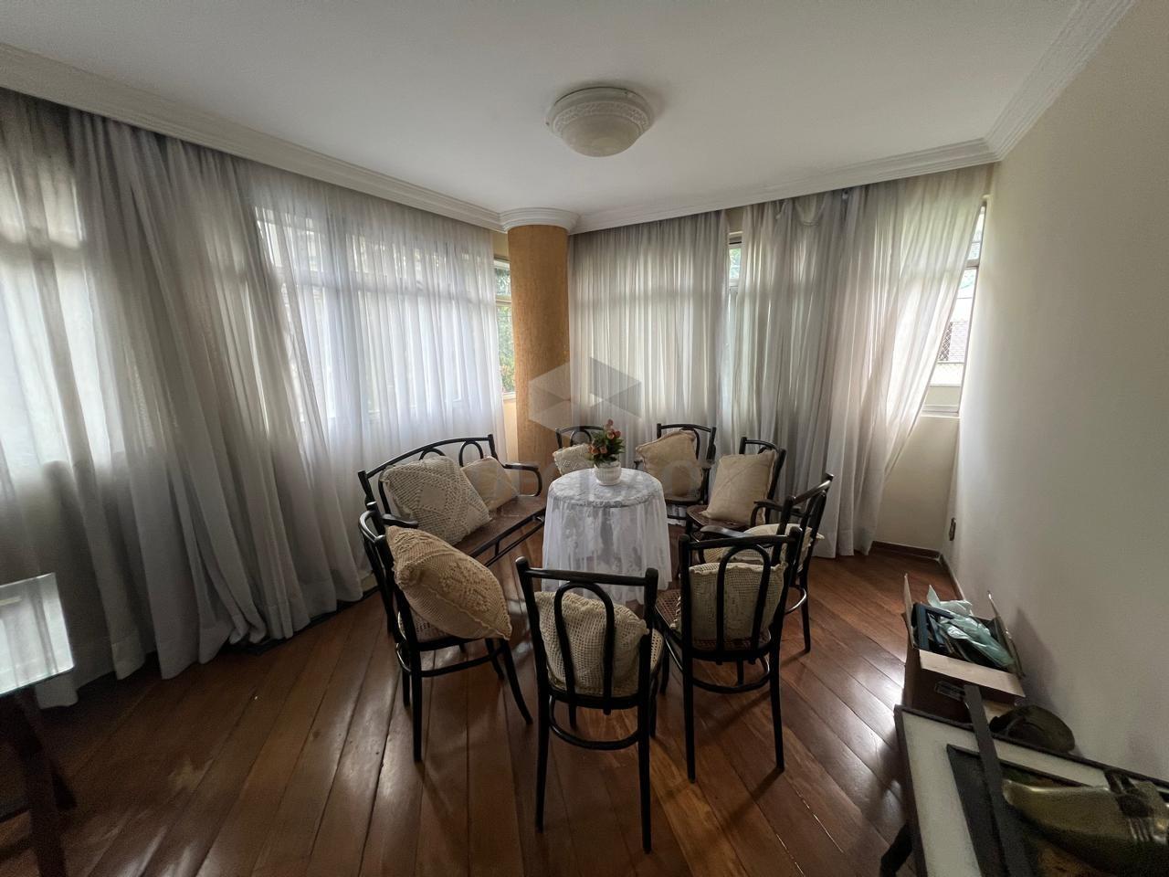 Apartamento 4 Quartos à venda no Lourdes: 