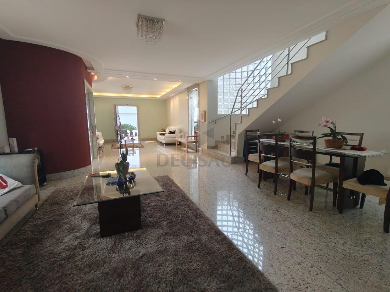 Casa à venda no Santa Tereza: 