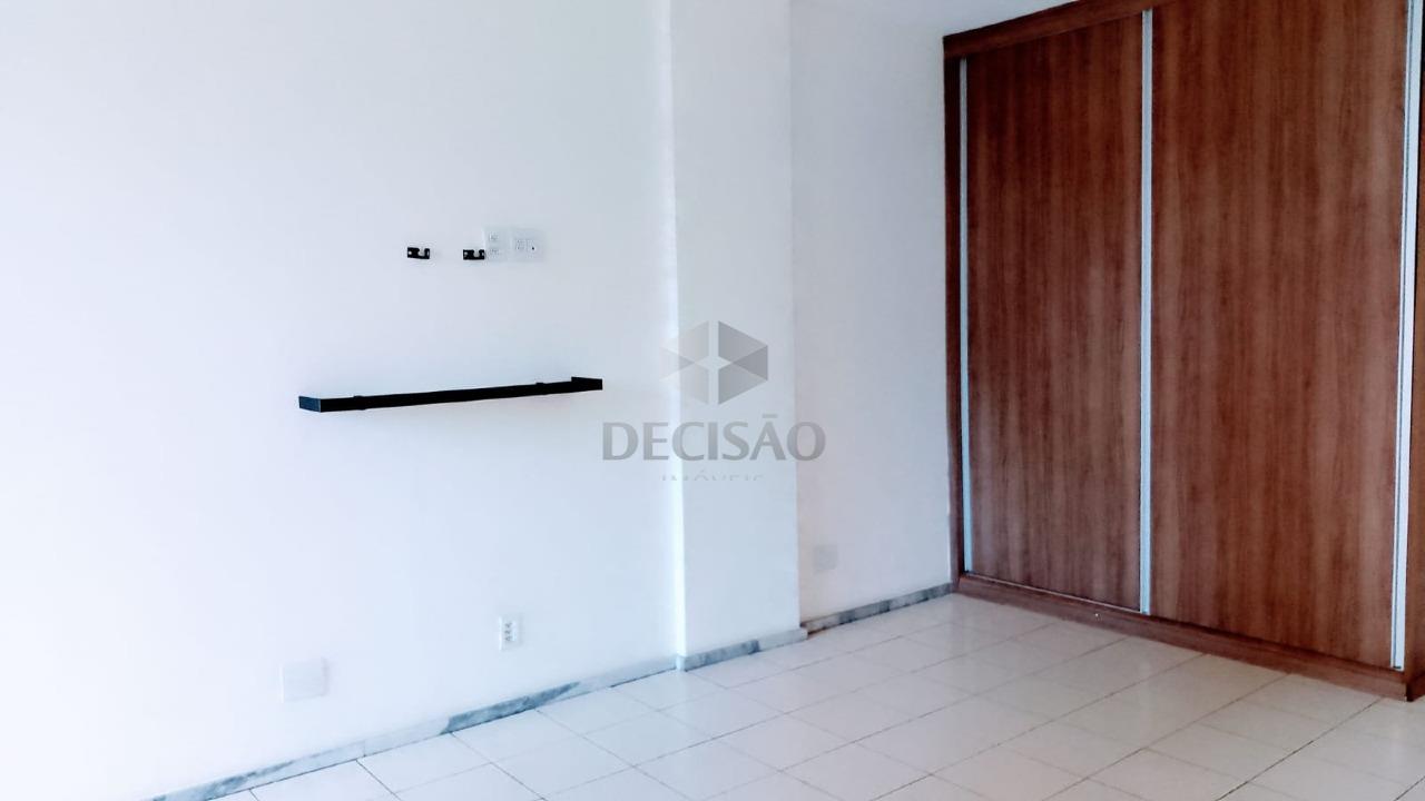 Sala à venda no Lourdes: 