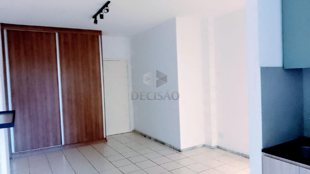 Sala à venda no Lourdes: 