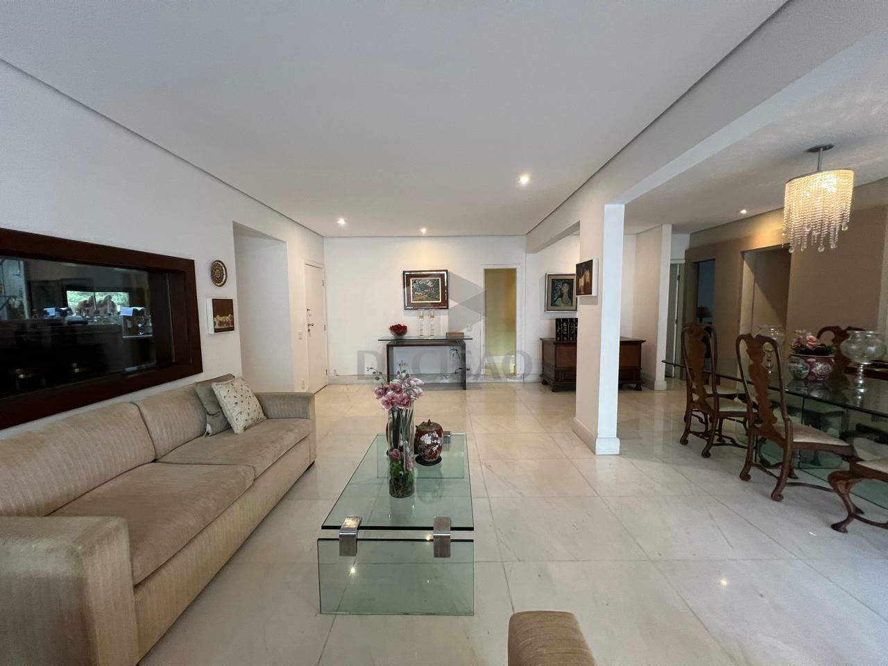 Área privativa à venda no Sion: 