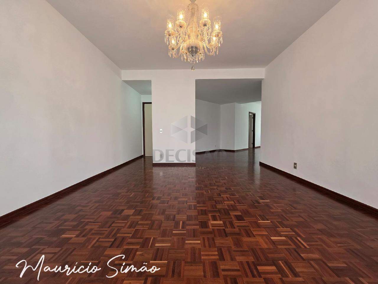 Apartamento 4 Quartos à venda no Funcionarios: 