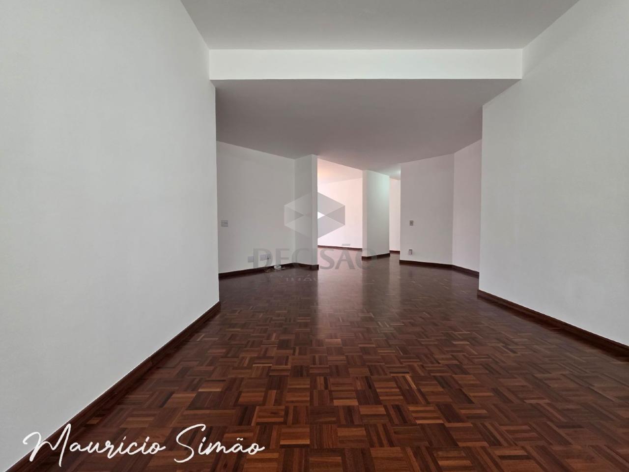 Apartamento 4 Quartos à venda no Funcionarios: 