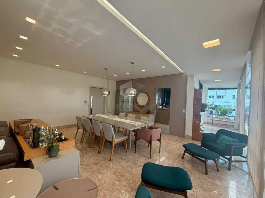 Apartamento 4 Quartos à venda no Santa Lucia: 